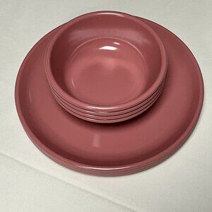 Rubbermaid Melamine 3840 3836 Plates 10” Dinner Plates Salad Cereal Bowls Pink